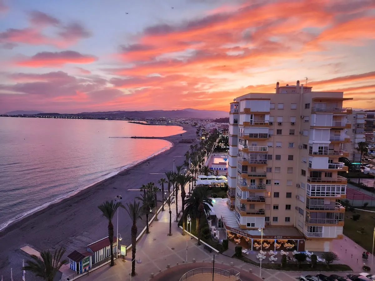 Algarrobo Costa, Algarrobo