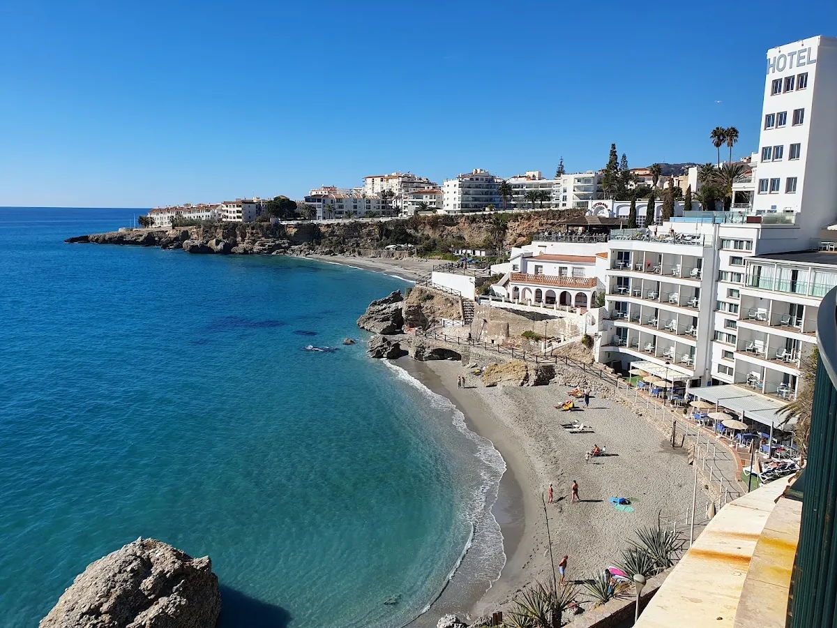 El Salon, Nerja