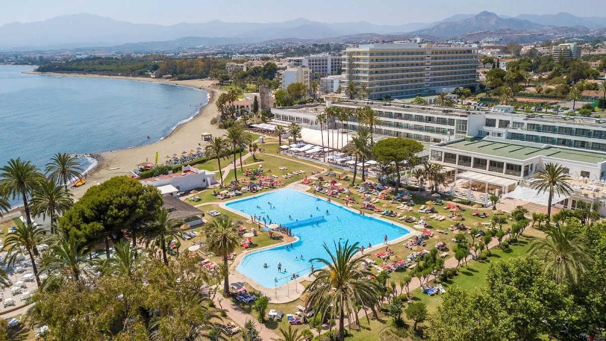 Playa Atalaya, Estepona