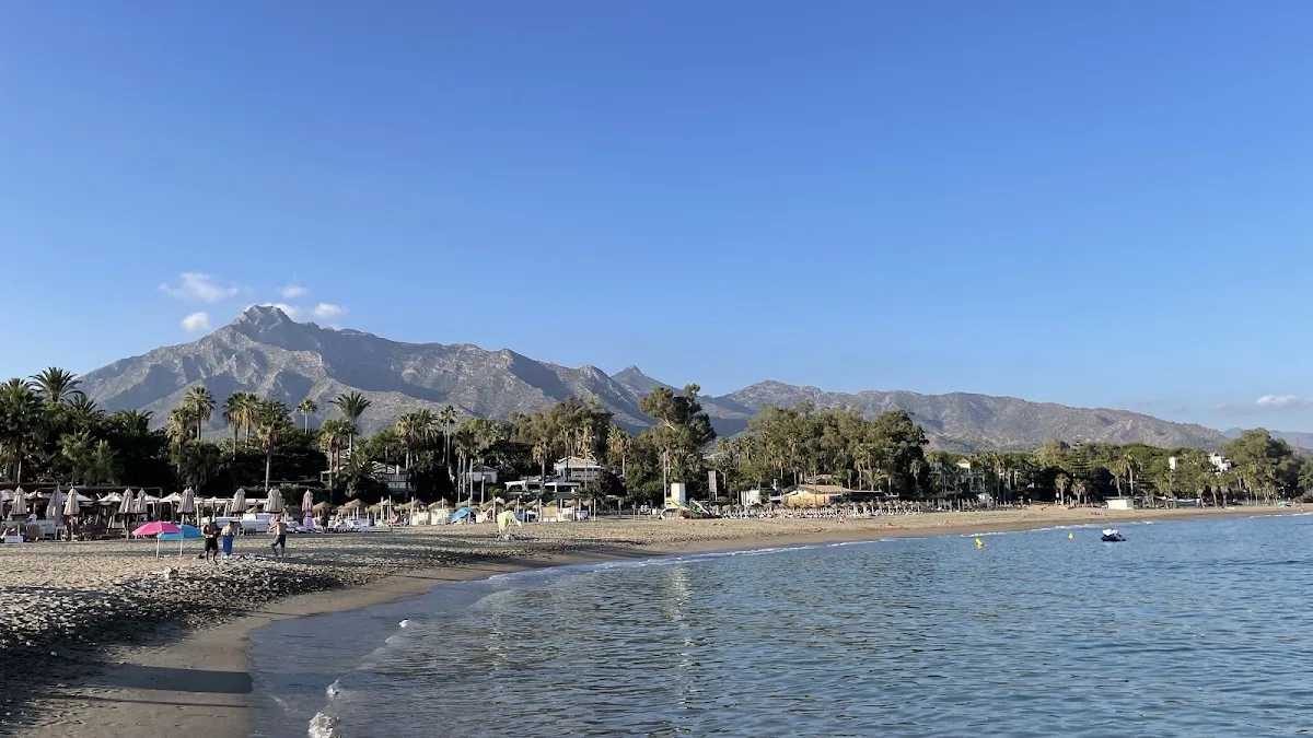 Playa de Nagueles, Marbella