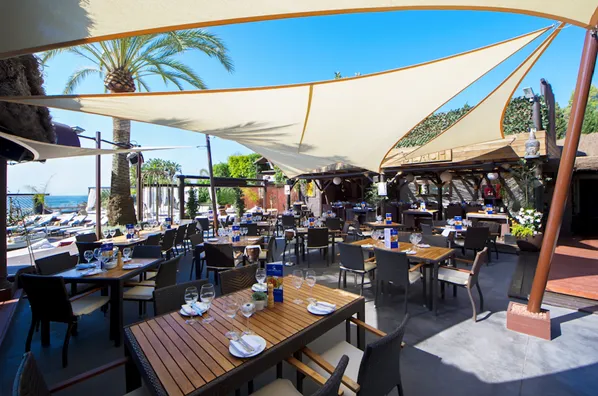 La Sala by the Sea